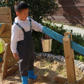 CLASSIC-WORLD-EDU-Educational-Balance-Scale-for-Sandbox-2