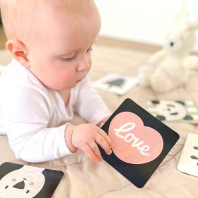 CLASSIC-WORLD-Pastel-Baby-Box-First-Toys-for-0-6-months-3