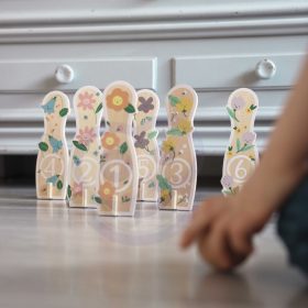 CLASSIC-WORLD-Wooden-Bowling-Game-for-Children-6-pcs-Ball-3