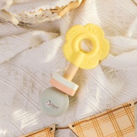 CLASSIC-WORLD-Wooden-Pastel-Rattle-Teether-2in1-Flower-0-1