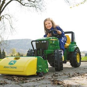 Rolly-Toys-John-Deere-Sweeper-1