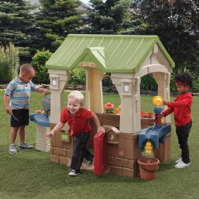 STEP2-Garden-House-with-Grill-2