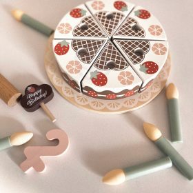 TOOKY-TOY-Wooden-Birthday-Cake-with-Turnip-Candles-3