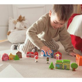 TOOKY-TOY-Wooden-Set-of-Buildings-and-Figures-City-1