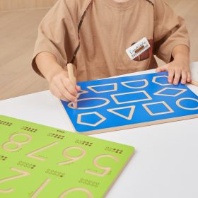 VIGA-Graphomotor-Board-Vehicles-Learning-to-Write-3