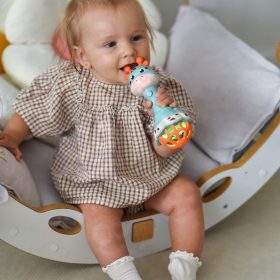 WOOPIE-BABY-Giraffe-Rattle-Sensory-Teether-with-Music-Montessori-1-pc-2