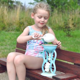 WOOPIE-GREEN-Sand-Set-with-Spinning-Wheel-and-Watering-Can-10-pcs.-BIODEGRADABLE-ORGANIC-MATERIAL-2