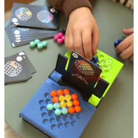 WOOPIE-IQ-Logic-Game-Strategic-Brain-Training-Head-to-Head-Timed-Pattern-Solving-2