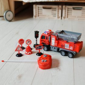 WOOPIE-Remote-Control-Fire-Truck-Lift-3