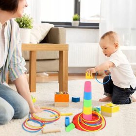 WOOPIE-Skill-Game-Throwing-Ringo-Hoops-at-the-Target-1