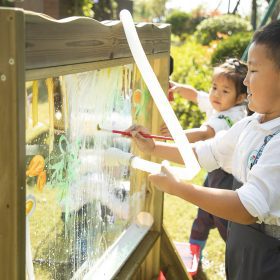 CLASSIC-WORLD-EDU-Set-Double-Sided-Painting-Board-Easel-with-Water-Pump-1