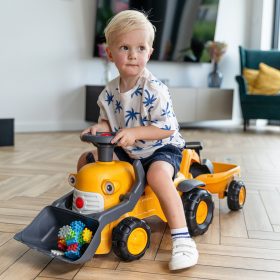 FALK-Komatsu-Ride-on-Tractor-with-Excavator-Bucket-and-Trailer-for-1-3-Years-Old-1