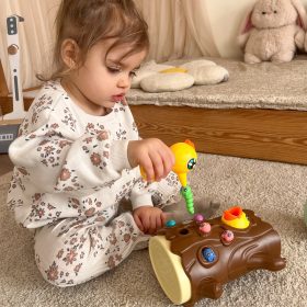 WOOPIE-Magnetic-Arcade-Game-Catch-the-Bug-2-Woodpeckers-10-Bugs-1