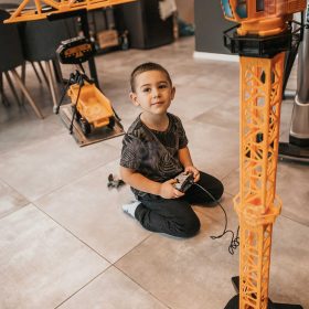 WOOPIE-Remote-Controlled-Crane-103cm-RC-Truck-Excavator-4-Accs-2