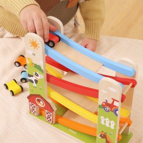 VIGA-Wooden-Racetrack-with-Farm-Theme-3